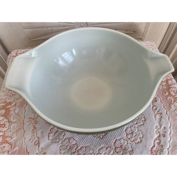 Vintage 1950s Pyrex 4 Qt Cinderellla Mixing Bowl #444 Solid Green - Picture 11 of 11
